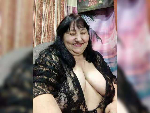 Nezsbudka's BongaCams show and profile