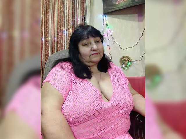 Nezsbudka's BongaCams show and profile