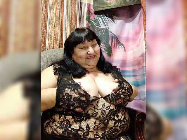 Nezsbudka's BongaCams show and profile