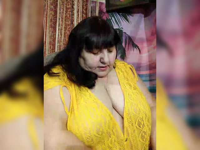 Nezsbudka's BongaCams show and profile