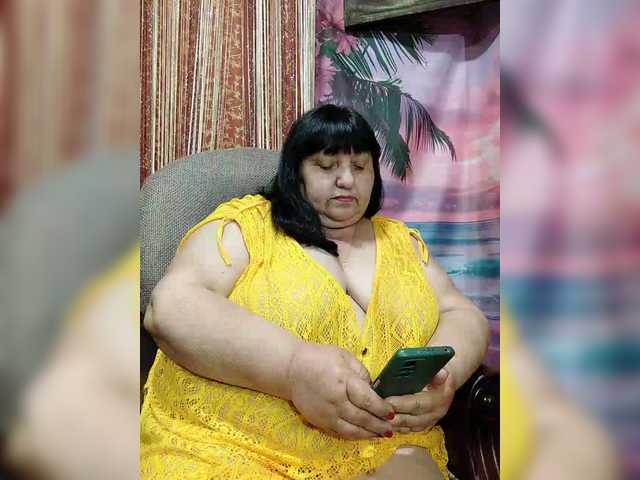 Nezsbudka's BongaCams show and profile