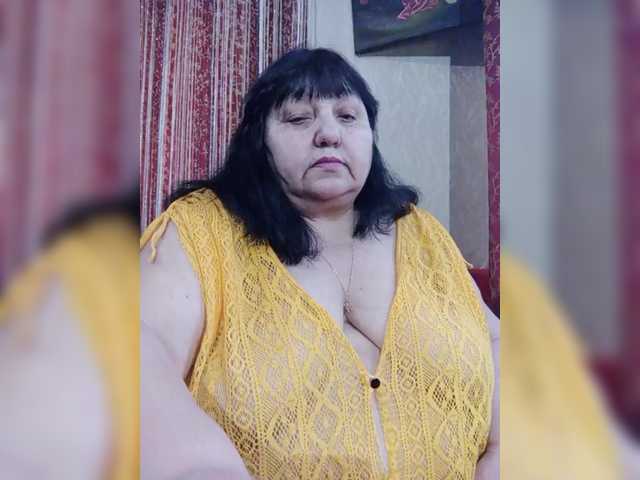 Nezsbudka's BongaCams show and profile