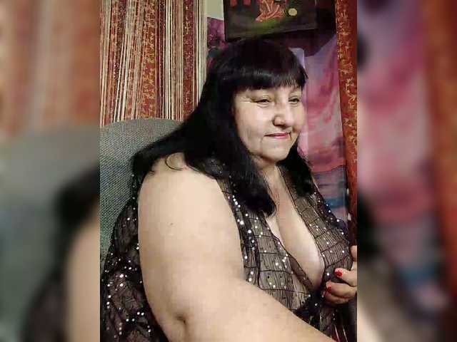 Nezsbudka's BongaCams show and profile