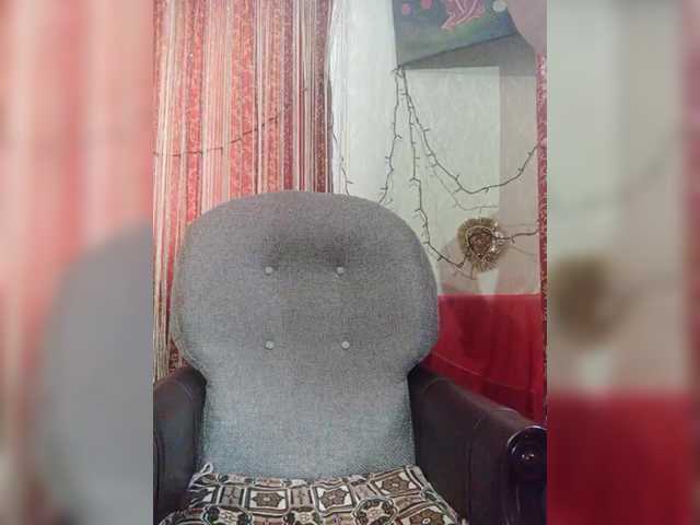 Nezsbudka's BongaCams show and profile