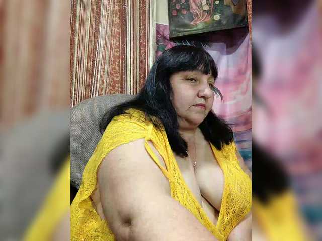 Nezsbudka's BongaCams show and profile