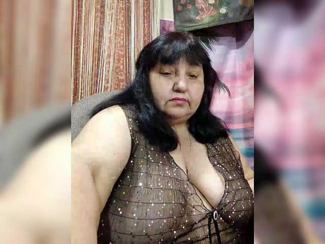 Nezsbudka's BongaCams show and profile