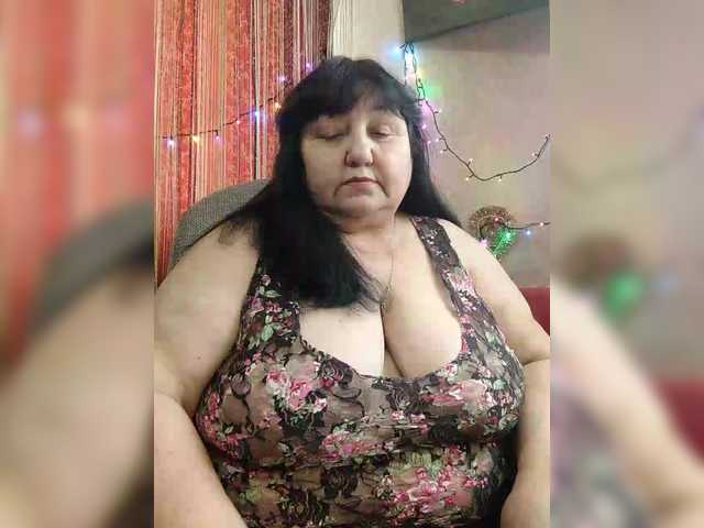 Nezsbudka's BongaCams show and profile