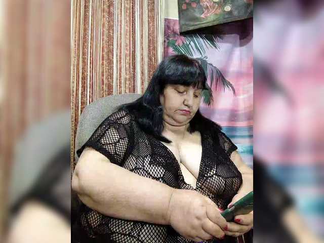 Nezsbudka's BongaCams show and profile