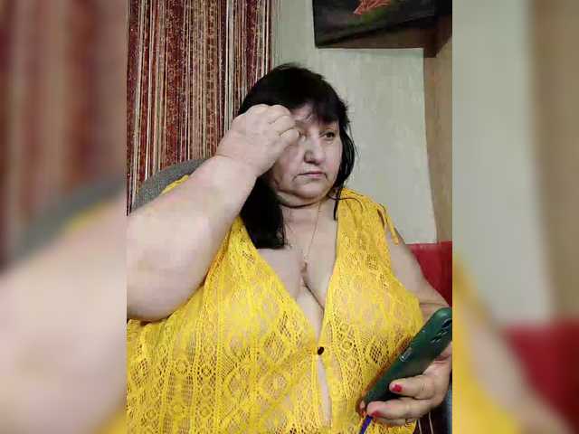 Nezsbudka's BongaCams show and profile