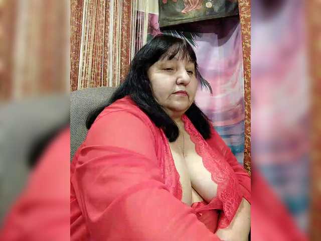 Nezsbudka's BongaCams show and profile