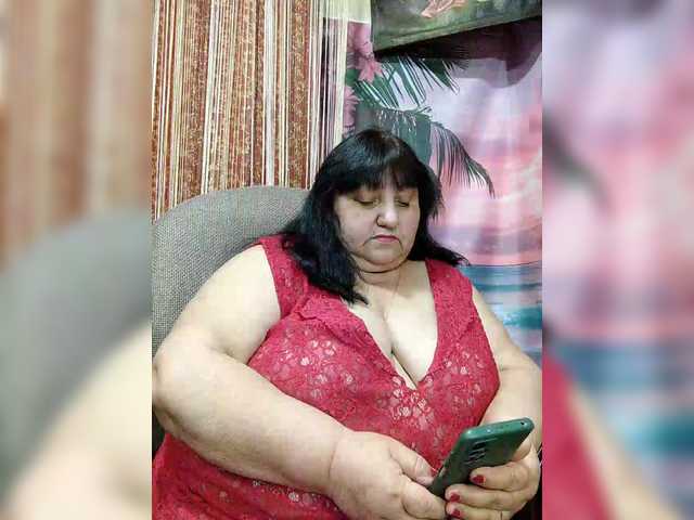 Nezsbudka's BongaCams show and profile