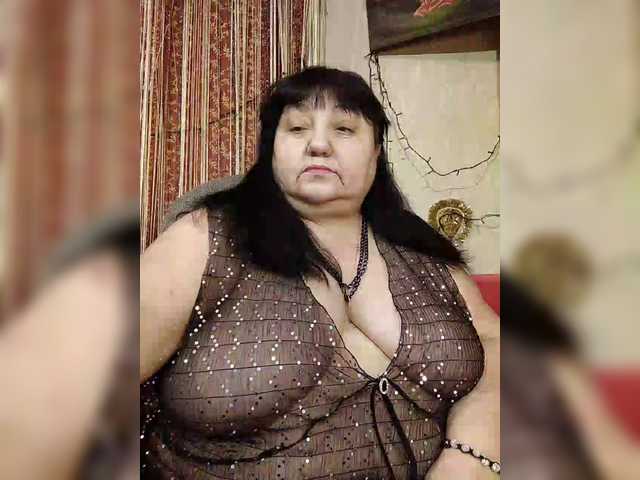 Nezsbudka's BongaCams show and profile