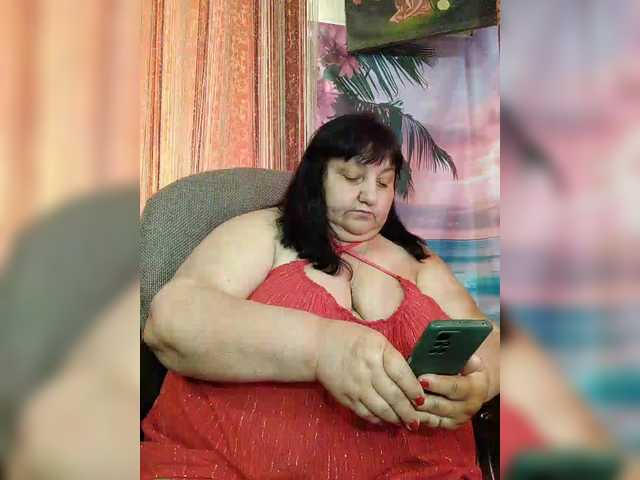 Nezsbudka's BongaCams show and profile