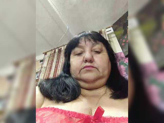 Nezsbudka's BongaCams show and profile