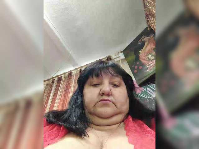 Nezsbudka's BongaCams show and profile