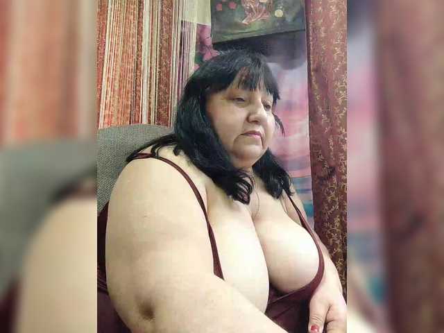 Nezsbudka's BongaCams show and profile