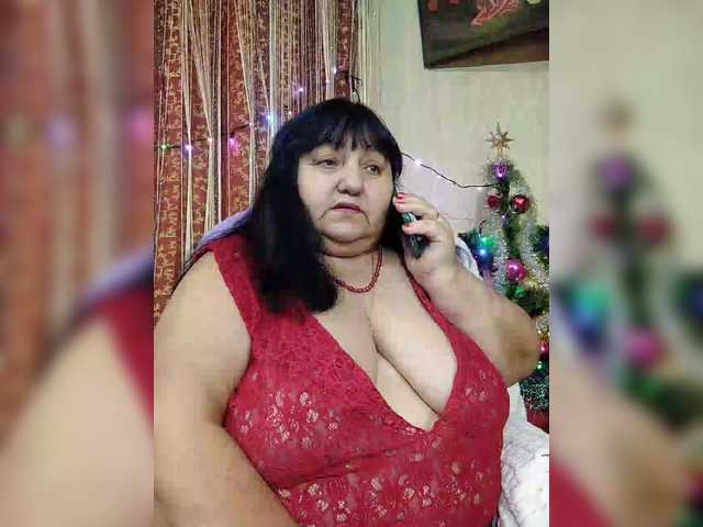 Nezsbudka's BongaCams show and profile