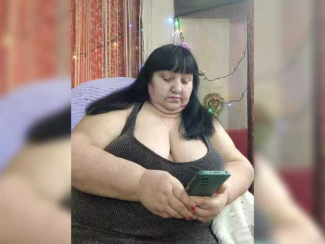 Nezsbudka's BongaCams show and profile