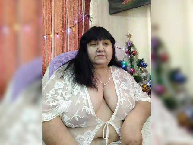 Nezsbudka's BongaCams show and profile