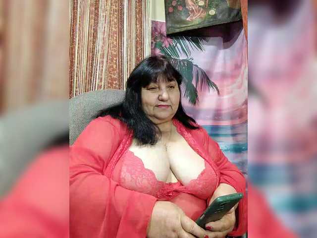 Nezsbudka's BongaCams show and profile