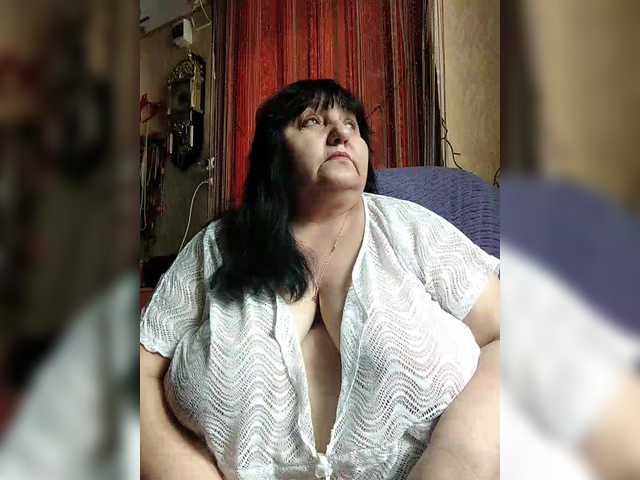 Nezsbudka's BongaCams show and profile