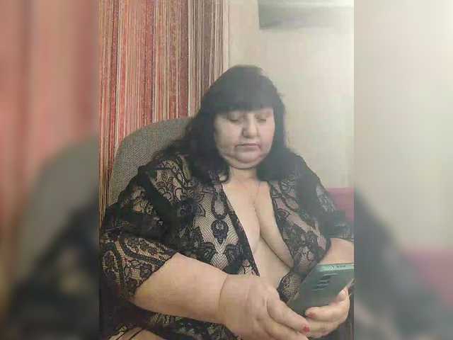 Nezsbudka's BongaCams show and profile