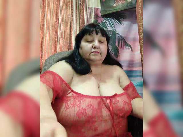 Nezsbudka's BongaCams show and profile