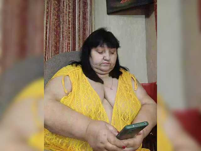 Nezsbudka's BongaCams show and profile