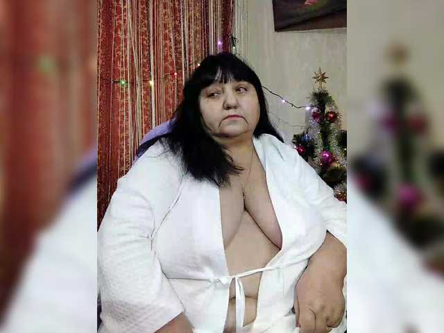 Nezsbudka's BongaCams show and profile