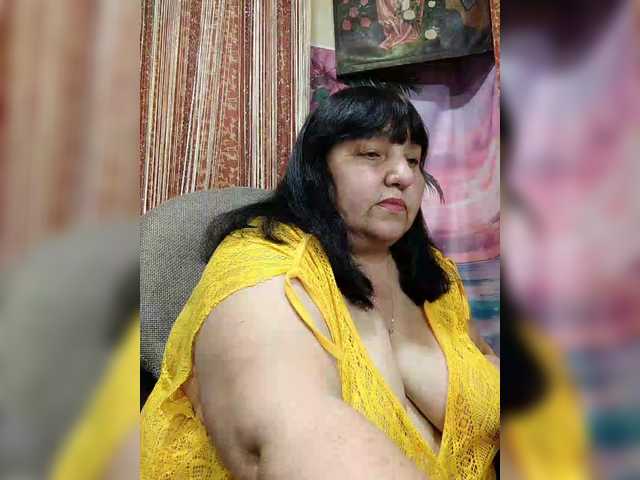 Nezsbudka's BongaCams show and profile