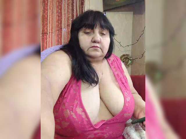 Nezsbudka's BongaCams show and profile