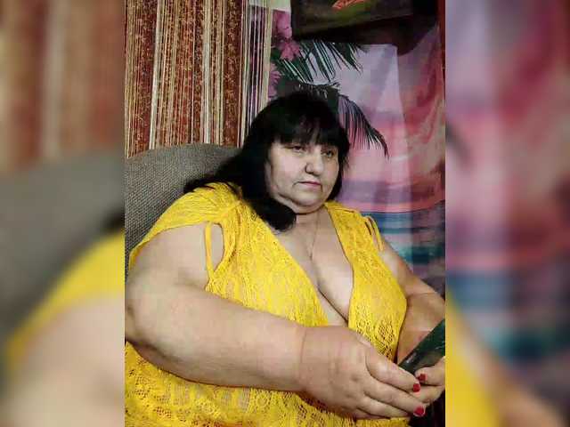 Nezsbudka's BongaCams show and profile