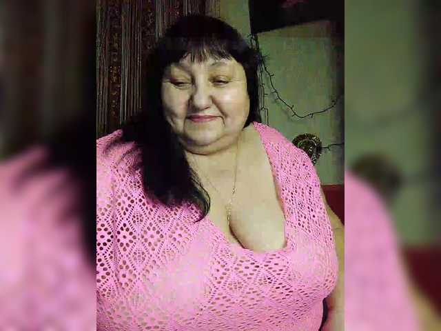 Nezsbudka's BongaCams show and profile