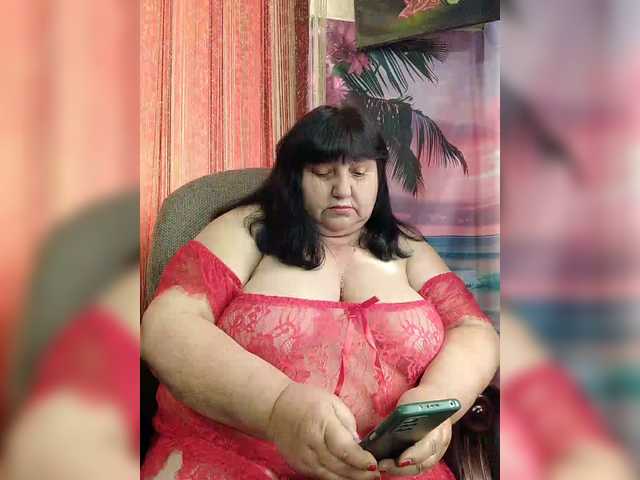 Nezsbudka's BongaCams show and profile