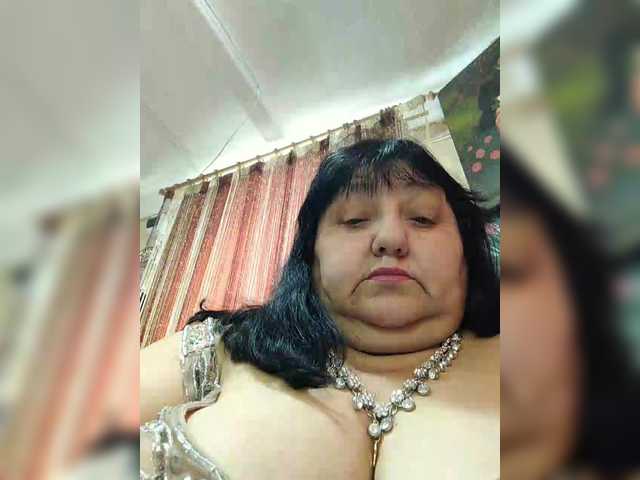 Nezsbudka's BongaCams show and profile