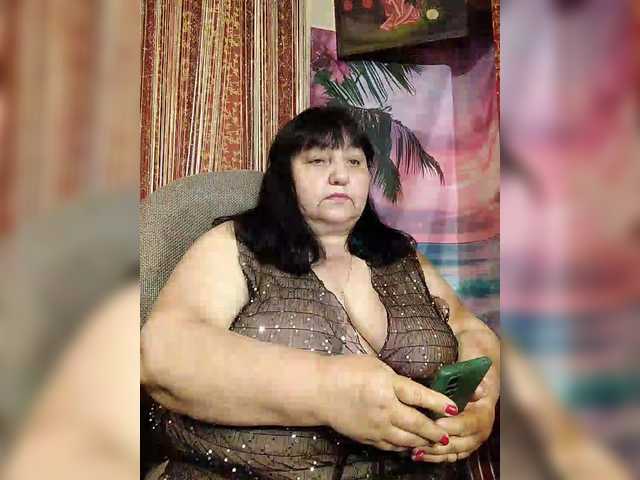 Nezsbudka's BongaCams show and profile