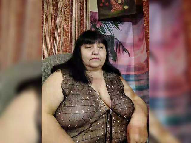 Nezsbudka's BongaCams show and profile