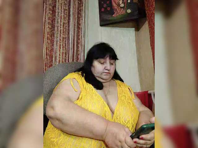 Nezsbudka's BongaCams show and profile