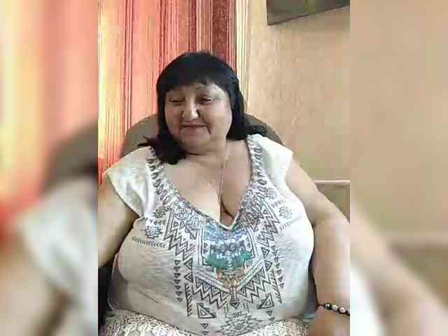 Nezsbudka Live Webcam on BongaCams