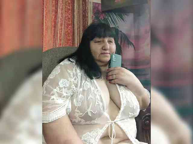 Nezsbudka Live Webcam on BongaCams