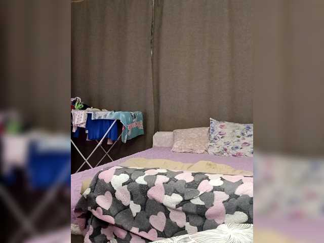 IRUSIK11's BongaCams show and profile