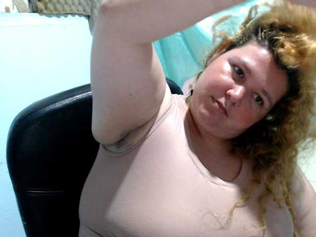 squirtbbw's BongaCams show and profile