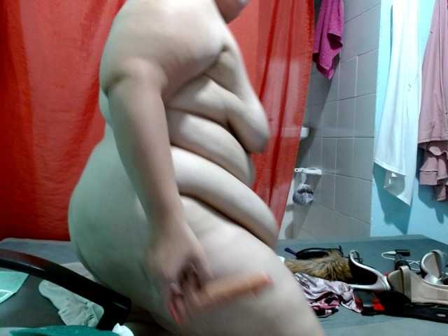 squirtbbw's BongaCams show and profile