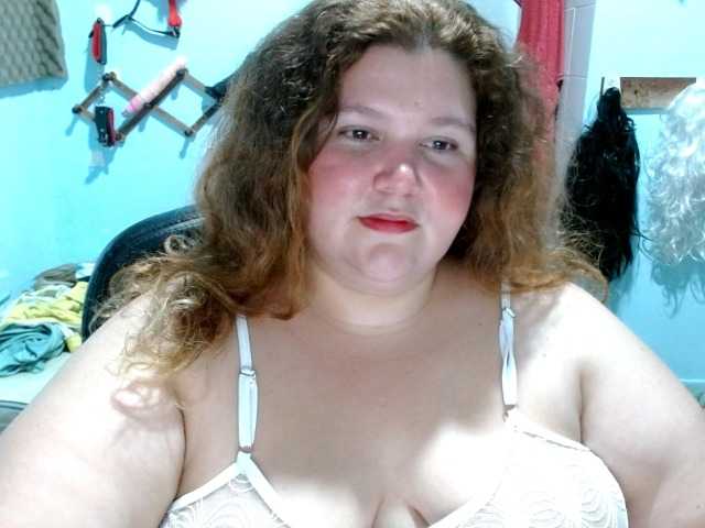 squirt322bbw2 webcam bongacams model stream image