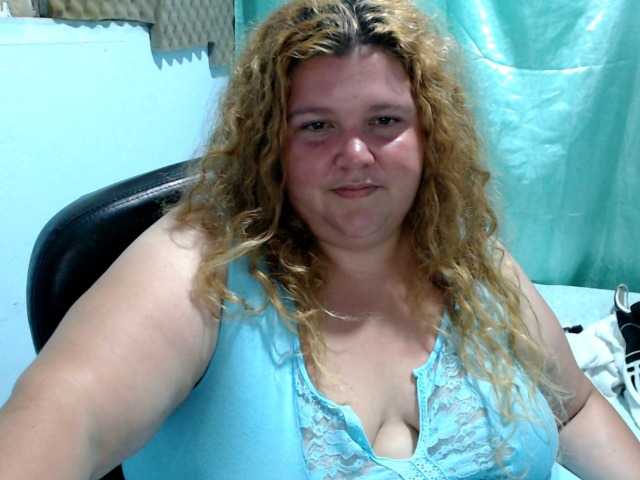 squirtbbw's BongaCams show and profile