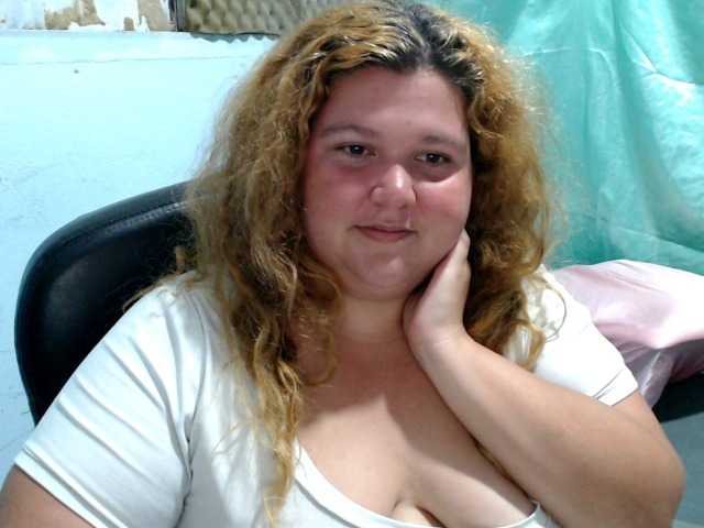 squirtbbw's BongaCams show and profile
