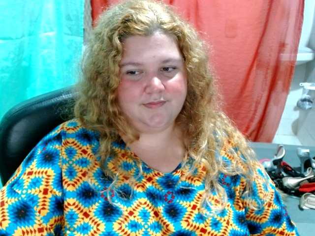 squirtbbw's BongaCams show and profile