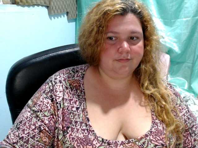 squirtbbw's BongaCams show and profile