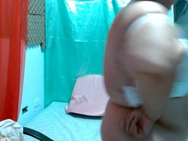 squirtbbw's BongaCams show and profile