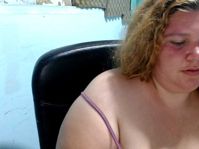 squirtbbw's BongaCams show and profile
